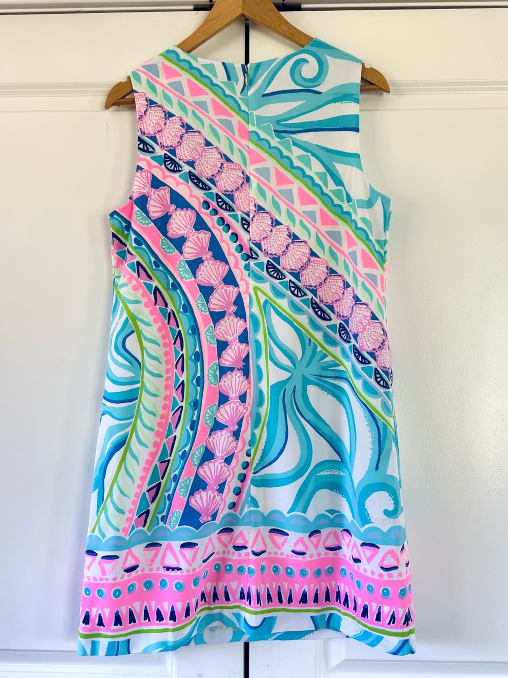 Lilly Pulitzer Narissa Shift Dress Coco Island Shell Colorful Beach Print Size 8 - Picture 2 of 8